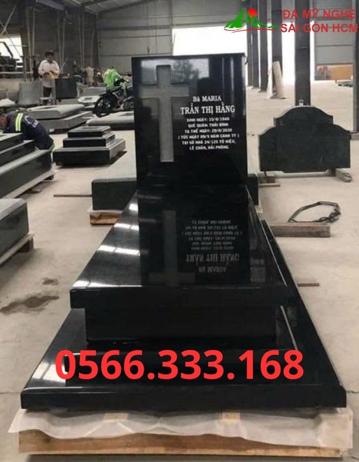 Mộ Đá Công Giáo